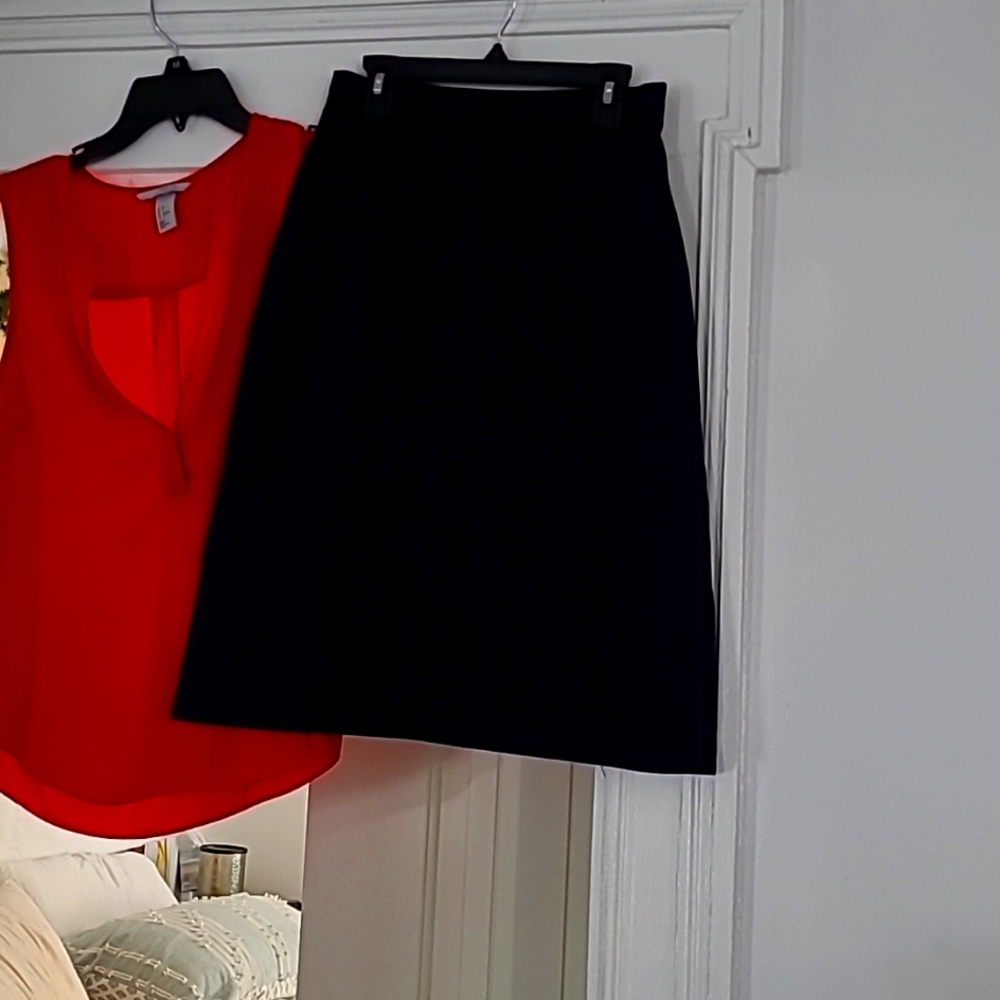 Vintage navy pleated midi skirt